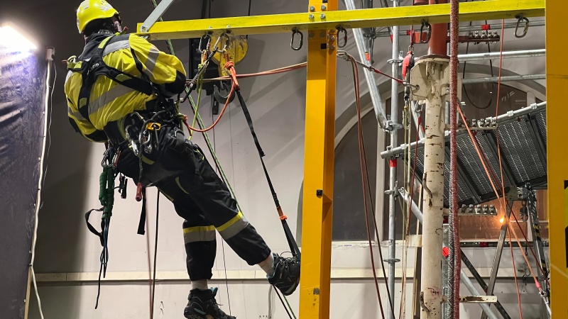 Усы самостраховки в промышленном альпинизме