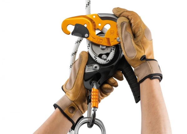 Устройство спусковое Petzl I'D S самоблокирующееся, для высотных работ - купить в интернет-магазине АльпИндустрия-ПРО